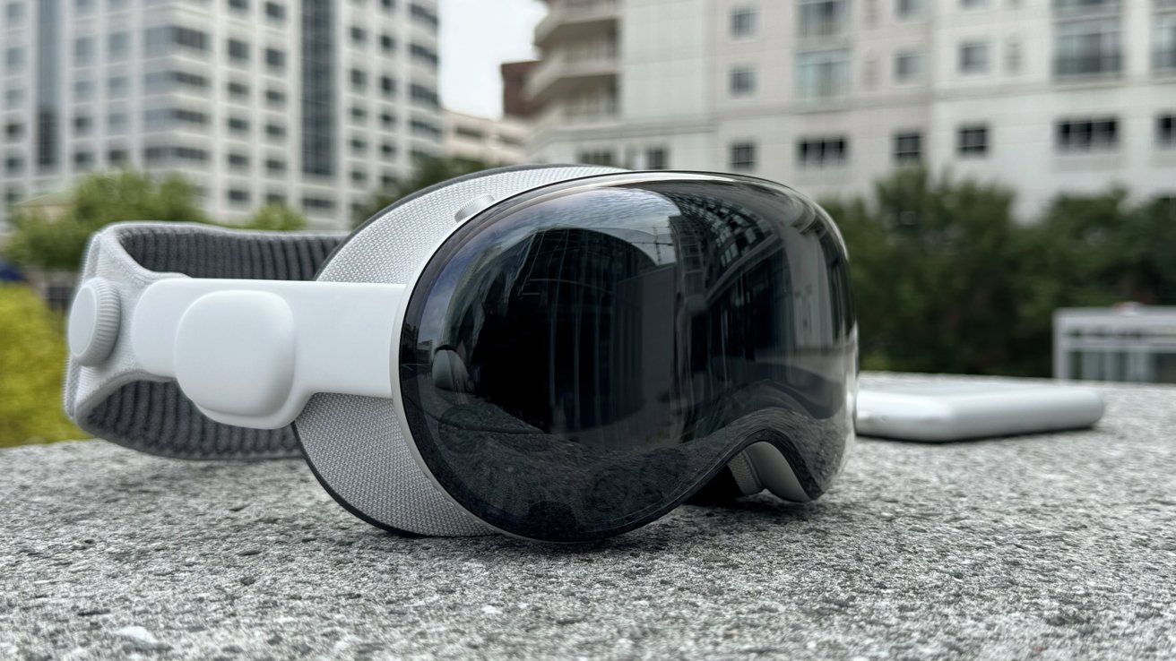 Apple Vision Pro: Six-Month Review Finds ‘Stasis’ Remains.